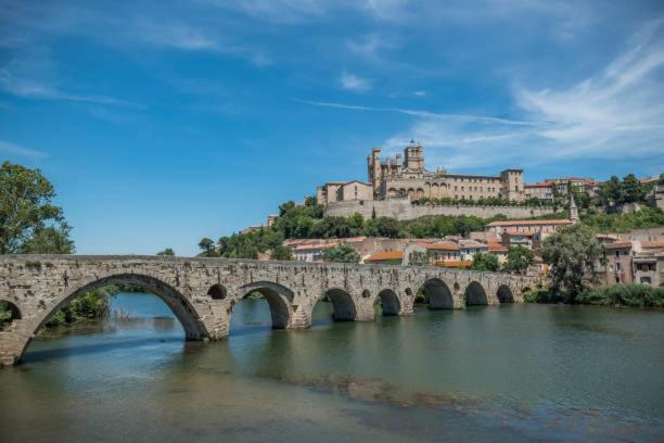 Chambre Dans Une Grande Maison Entre Canal Du Midi Et Centre Ville 贝济耶 外观 照片