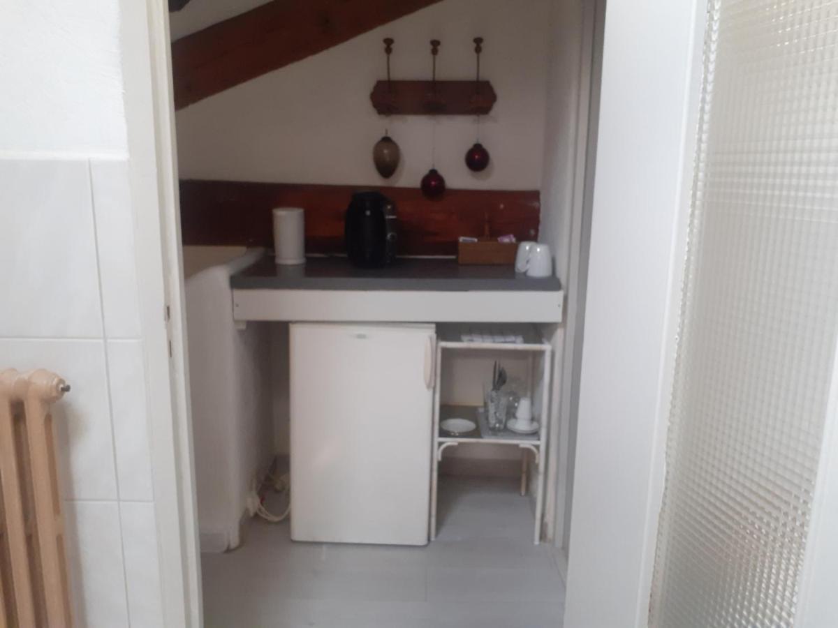 Chambre Dans Une Grande Maison Entre Canal Du Midi Et Centre Ville 贝济耶 外观 照片